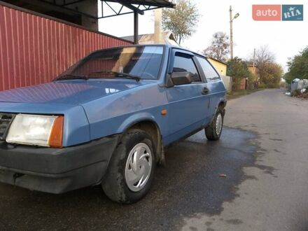 ВАЗ 2108 1985 у Полтаві на Automoto.ua Синій ВАЗ 2108, об'ємом двигуна 1.3 л та пробігом 150 тис. км за 1300 $, фото 1 на Automoto.ua