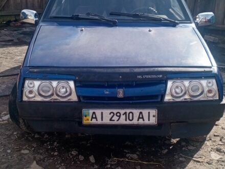 ВАЗ 2108 1987 в Глухове на Automoto.ua Синий ВАЗ 2108, объемом двигателя 1.3 л и пробегом 245 тыс. км за 750 $, фото 1 на Automoto.ua