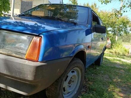 ВАЗ 2108 1989 в Верхнеднепровске на Automoto.ua Синий ВАЗ 2108, объемом двигателя 1.3 л и пробегом 100 тыс. км за 918 $, фото 1 на Automoto.ua