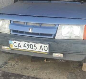 ВАЗ 2108 1989 в Звенигородка на Automoto.ua Синий ВАЗ 2108, объемом двигателя 1.5 л и пробегом 150 тыс. км за 1100 $, фото 1 на Automoto.ua