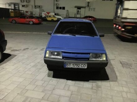 ВАЗ 2108 1990 у Черкасах на Automoto.ua Синій ВАЗ 2108, об'ємом двигуна 1.3 л та пробігом 150 тис. км за 500 $, фото 1 на Automoto.ua