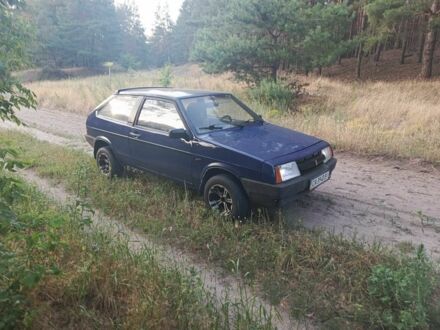ВАЗ 2108 1990 в Чигирине на Automoto.ua Синий ВАЗ 2108, объемом двигателя 1.3 л и пробегом 180 тыс. км за 999 $, фото 1 на Automoto.ua