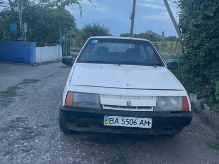 ВАЗ 2108 1991 у Новом Буге на Automoto.ua Синій ВАЗ 2108, об'ємом двигуна 0 л та пробігом 280 тис. км за 900 $, фото 1 на Automoto.ua