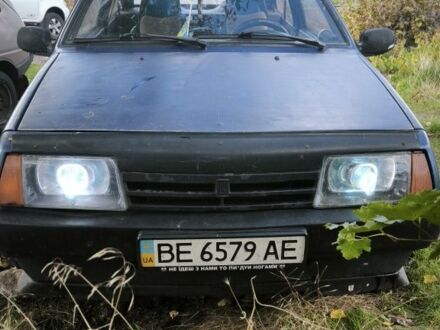 ВАЗ 2108 1991 в Вознесенске на Automoto.ua Синий ВАЗ 2108, объемом двигателя 1.5 л и пробегом 318 тыс. км за 1079 $, фото 1 на Automoto.ua