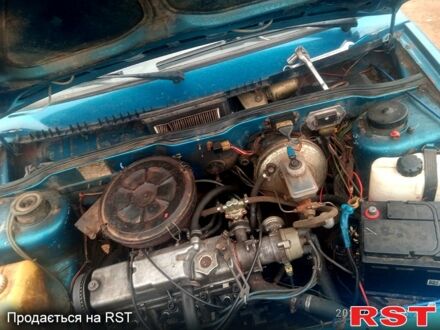 ВАЗ 2108 1998 у Кропивницькому (Кіровограді) на Automoto.ua Синій ВАЗ 2108, об'ємом двигуна 1.5 л та пробігом 180 тис. км за 490 $, фото 1 на Automoto.ua