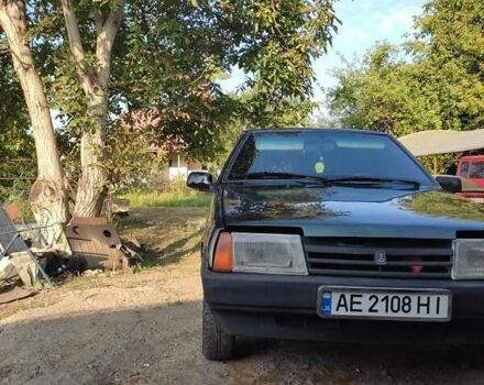 Зеленый ВАЗ 2108, объемом двигателя 1.5 л и пробегом 257 тыс. км за 1500 $, фото 4 на Automoto.ua