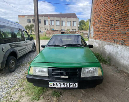 Зеленый ВАЗ 2108, объемом двигателя 1.3 л и пробегом 400 тыс. км за 700 $, фото 4 на Automoto.ua
