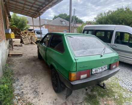 Зеленый ВАЗ 2108, объемом двигателя 1.3 л и пробегом 400 тыс. км за 700 $, фото 3 на Automoto.ua