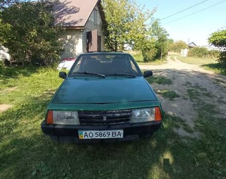 Зеленый ВАЗ 2108, объемом двигателя 1.5 л и пробегом 380 тыс. км за 550 $, фото 2 на Automoto.ua