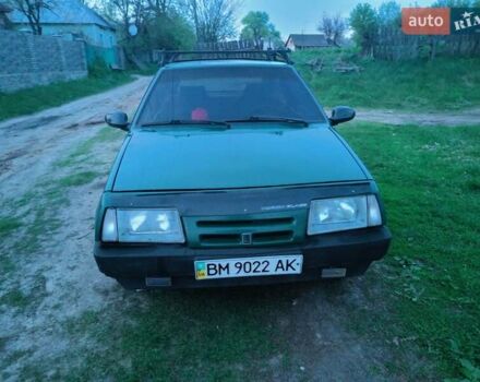 Зеленый ВАЗ 2108, объемом двигателя 1.29 л и пробегом 280 тыс. км за 1000 $, фото 2 на Automoto.ua