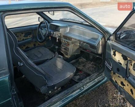 Зеленый ВАЗ 2108, объемом двигателя 1.3 л и пробегом 300 тыс. км за 600 $, фото 4 на Automoto.ua