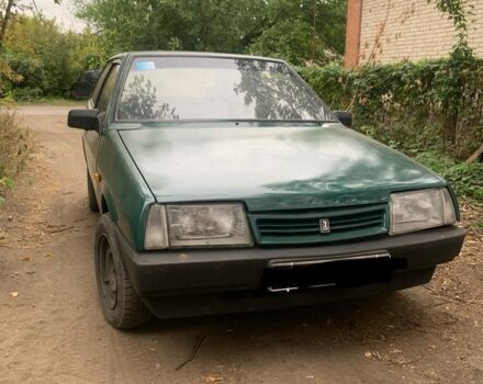 Зеленый ВАЗ 2108, объемом двигателя 1.5 л и пробегом 25 тыс. км за 712 $, фото 2 на Automoto.ua