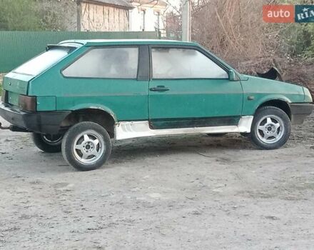 Зеленый ВАЗ 2108, объемом двигателя 1 л и пробегом 300 тыс. км за 500 $, фото 2 на Automoto.ua