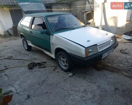 Зеленый ВАЗ 2108, объемом двигателя 1 л и пробегом 300 тыс. км за 500 $, фото 4 на Automoto.ua