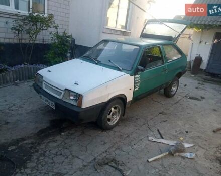 Зеленый ВАЗ 2108, объемом двигателя 1 л и пробегом 300 тыс. км за 500 $, фото 5 на Automoto.ua