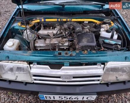 Зеленый ВАЗ 2108, объемом двигателя 1.5 л и пробегом 147 тыс. км за 1180 $, фото 3 на Automoto.ua