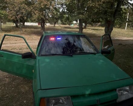 Зеленый ВАЗ 2108, объемом двигателя 1.5 л и пробегом 1000 тыс. км за 238 $, фото 5 на Automoto.ua