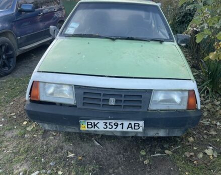 Зелений ВАЗ 2108, об'ємом двигуна 1.5 л та пробігом 350 тис. км за 359 $, фото 1 на Automoto.ua