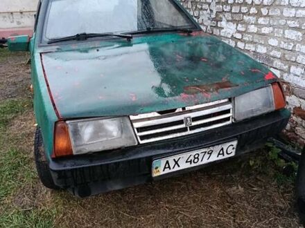ВАЗ 2108 1987 у Новомосковске на Automoto.ua Зелений ВАЗ 2108, об'ємом двигуна 1.5 л та пробігом 150 тис. км за 476 $, фото 1 на Automoto.ua