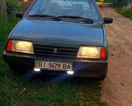 Зеленый ВАЗ 2108, объемом двигателя 1.3 л и пробегом 105 тыс. км за 1100 $, фото 1 на Automoto.ua