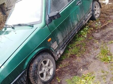 ВАЗ 2108 1989 у Путивле на Automoto.ua Зелений ВАЗ 2108, об'ємом двигуна 1.3 л та пробігом 500 тис. км за 597 $, фото 1 на Automoto.ua