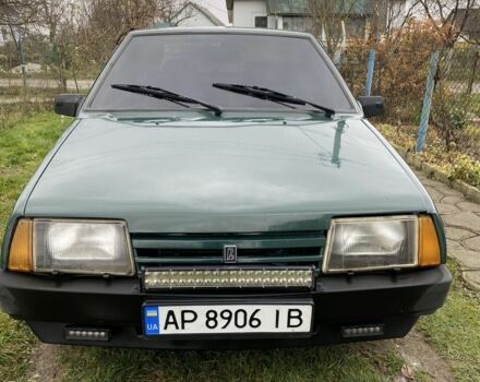 Зеленый ВАЗ 2108, объемом двигателя 1.5 л и пробегом 70 тыс. км за 1000 $, фото 1 на Automoto.ua