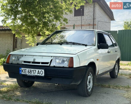 Белый ВАЗ 2109, объемом двигателя 1.3 л и пробегом 300 тыс. км за 1350 $, фото 2 на Automoto.ua