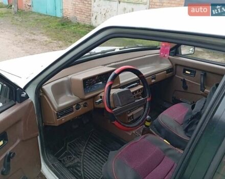 ВАЗ 2109 1987 в Кропивницком (Кировограде) на Automoto.ua Белый ВАЗ 2109, объемом двигателя 1.3 л и пробегом 178 тыс. км за 1600 $, фото 10 на Automoto.ua