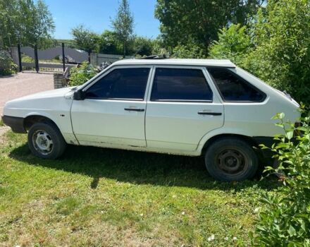 Белый ВАЗ 2109, объемом двигателя 0 л и пробегом 250 тыс. км за 900 $, фото 2 на Automoto.ua