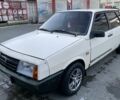 Белый ВАЗ 2109, объемом двигателя 1.3 л и пробегом 300 тыс. км за 1100 $, фото 3 на Automoto.ua