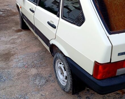 Білий ВАЗ 2109, об'ємом двигуна 1.3 л та пробігом 300 тис. км за 650 $, фото 7 на Automoto.ua