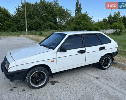 Белый ВАЗ 2109, объемом двигателя 1.6 л и пробегом 100 тыс. км за 1500 $, фото 4 на Automoto.ua