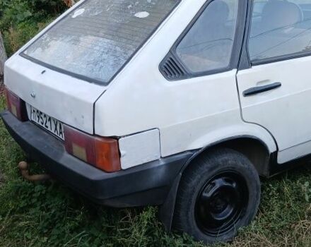 Белый ВАЗ 2109, объемом двигателя 0 л и пробегом 300 тыс. км за 550 $, фото 2 на Automoto.ua