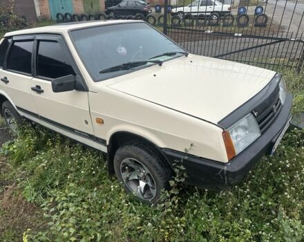 Белый ВАЗ 2109, объемом двигателя 1.3 л и пробегом 20 тыс. км за 1500 $, фото 3 на Automoto.ua