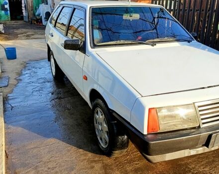 Белый ВАЗ 2109, объемом двигателя 15 л и пробегом 0 тыс. км за 850 $, фото 3 на Automoto.ua