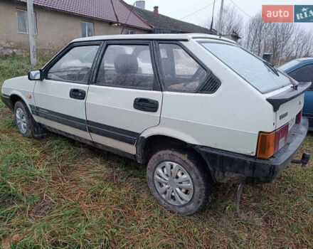 Белый ВАЗ 2109, объемом двигателя 1.5 л и пробегом 200 тыс. км за 1200 $, фото 1 на Automoto.ua