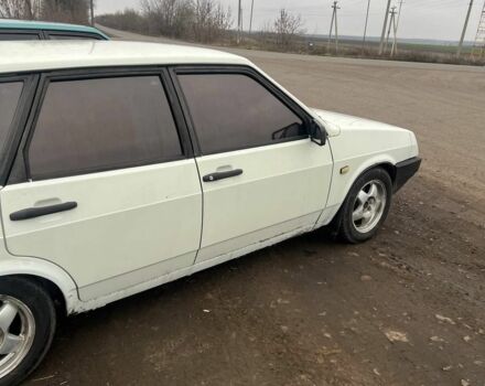 Білий ВАЗ 2109, об'ємом двигуна 0 л та пробігом 2 тис. км за 2000 $, фото 4 на Automoto.ua
