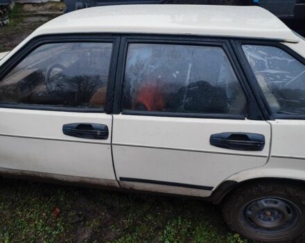 Белый ВАЗ 2109, объемом двигателя 1.3 л и пробегом 40 тыс. км за 500 $, фото 5 на Automoto.ua