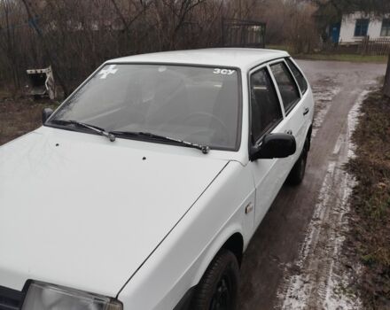 Белый ВАЗ 2109, объемом двигателя 1.5 л и пробегом 210 тыс. км за 1301 $, фото 3 на Automoto.ua