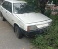 Белый ВАЗ 2109, объемом двигателя 1.3 л и пробегом 200 тыс. км за 300 $, фото 1 на Automoto.ua