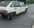 Белый ВАЗ 2109, объемом двигателя 1.5 л и пробегом 200 тыс. км за 700 $, фото 2 на Automoto.ua