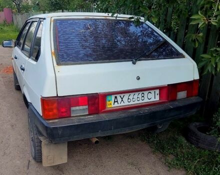 Белый ВАЗ 2109, объемом двигателя 1.5 л и пробегом 200 тыс. км за 1000 $, фото 2 на Automoto.ua