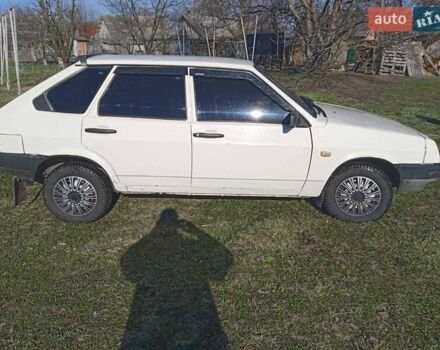 Белый ВАЗ 2109, объемом двигателя 1.3 л и пробегом 100 тыс. км за 1700 $, фото 3 на Automoto.ua