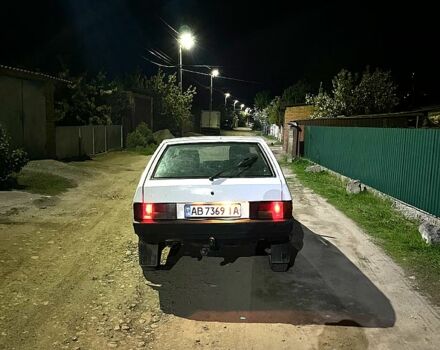Белый ВАЗ 2109, объемом двигателя 1.3 л и пробегом 300 тыс. км за 800 $, фото 4 на Automoto.ua