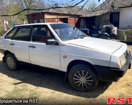 Белый ВАЗ 2109, объемом двигателя 1.3 л и пробегом 170 тыс. км за 550 $, фото 3 на Automoto.ua