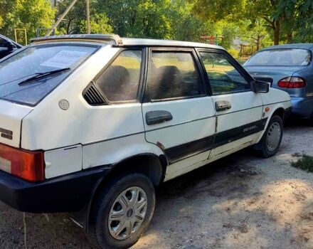Белый ВАЗ 2109, объемом двигателя 1.5 л и пробегом 0 тыс. км за 1100 $, фото 3 на Automoto.ua