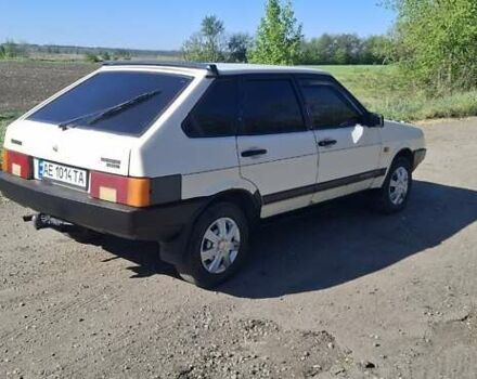 Белый ВАЗ 2109, объемом двигателя 1.5 л и пробегом 400 тыс. км за 1300 $, фото 5 на Automoto.ua