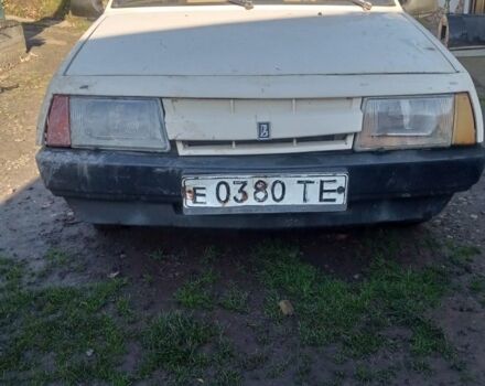 Белый ВАЗ 2109, объемом двигателя 0 л и пробегом 200 тыс. км за 370 $, фото 2 на Automoto.ua