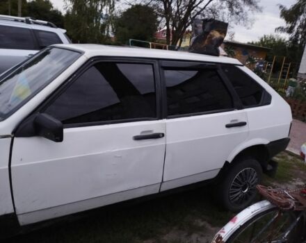 ВАЗ 2109 1989 в Барышевке на Automoto.ua Белый ВАЗ 2109, объемом двигателя 1.3 л и пробегом 456 тыс. км за 831 $, фото 1 на Automoto.ua