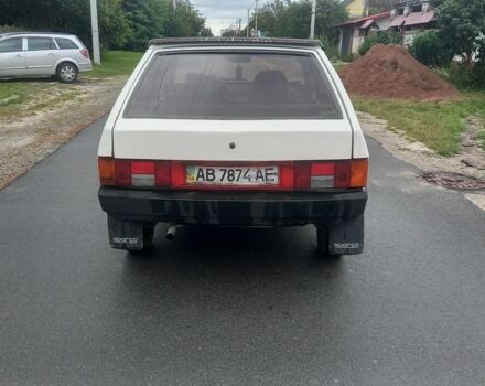 Белый ВАЗ 2109, объемом двигателя 1.5 л и пробегом 200 тыс. км за 700 $, фото 3 на Automoto.ua